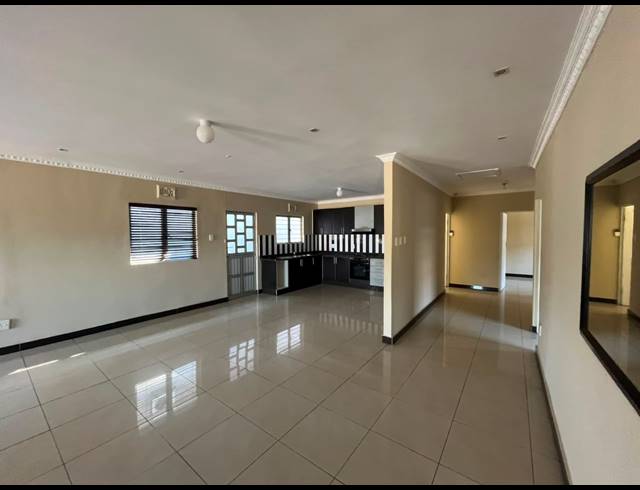 4 BEDROOM SIMPLEX TO LET IN HILLARY